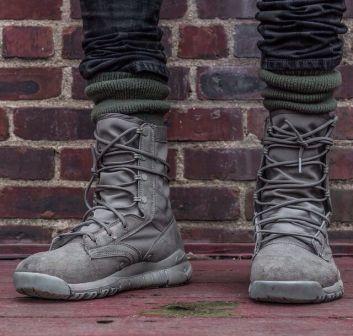 nike combat boots army